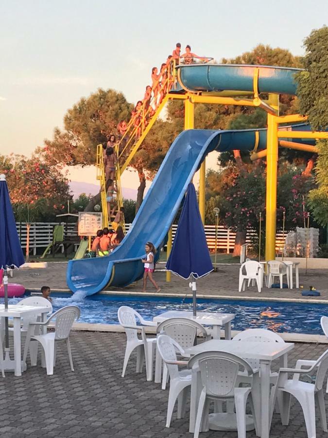 Appartamento Zona Aeroporto Lamezia Terme Luaran gambar